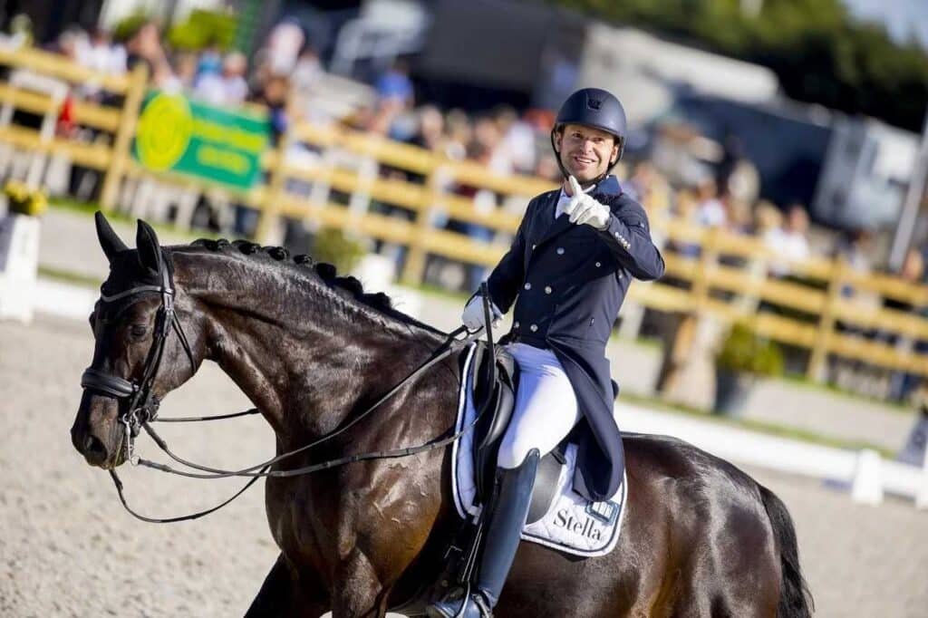 equi-elite-marketing-sam-dressage-athlete-marketing-2-1